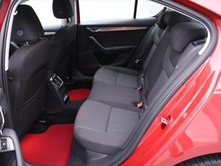 Škoda Octavia 1,8 TSI 132kW DSG Style LED liftback - Foto 16