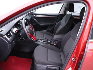 Škoda Octavia 1,8 TSI 132kW DSG Style LED liftback - Foto 12
