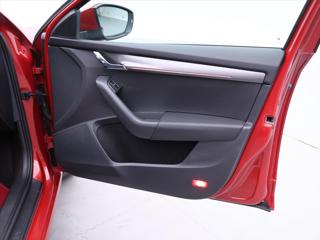 Škoda Octavia 1,8 TSI 132kW DSG Style LED liftback - Foto 13