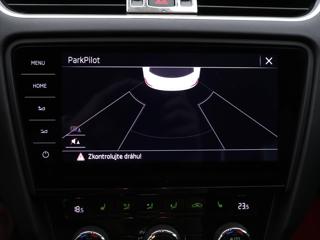 Škoda Octavia 1,8 TSI 132kW DSG Style LED liftback - Foto 27