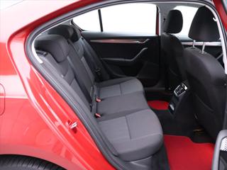Škoda Octavia 1,8 TSI 132kW DSG Style LED liftback - Foto 15