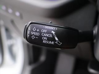 Škoda Octavia 2,0 TDI 110kW DSG Ultimate CZ liftback - Foto 17