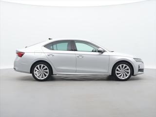 Škoda Octavia 2,0 TDI 110kW DSG Ultimate CZ liftback - Foto 8