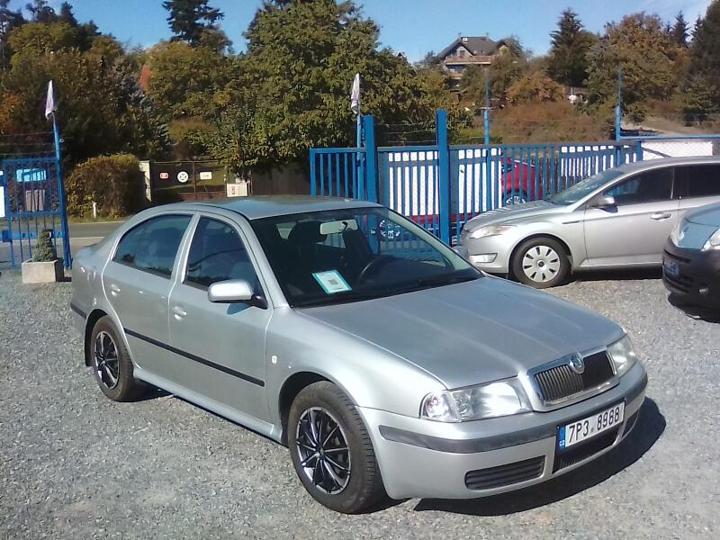 Vůz s VIN TMBDE21UX42851457