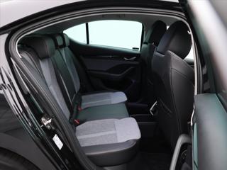 Škoda Octavia 2,0 TDI DSG Top Selection DPH liftback - Foto 13