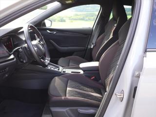 Škoda Octavia 2,0 TSI RS 180kW DSG CZ 1.Maj liftback - Foto 9
