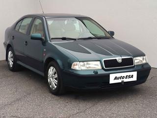 Škoda Octavia 1.8T, ČR liftback