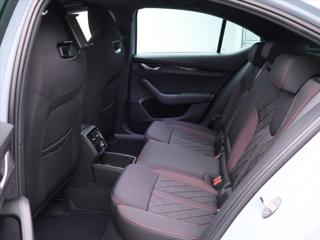 Škoda Octavia 2,0 TSI 195kW DSG RS DPH 1.Maj liftback - Foto 17