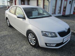 Škoda Octavia 1,6 TDI, DSG,klima,serv.kniha, liftback