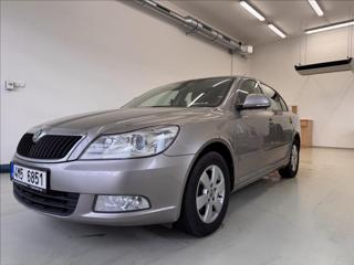 Škoda Octavia 1,4 1.4 tsi,klimatizace sedan