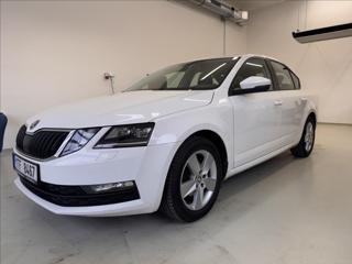 Škoda Octavia 1,6 TDI 85kW Ambition+ sedan