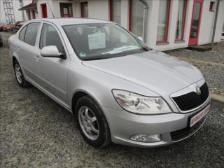 Škoda Octavia 1,4 TSI Elegance,klima,serv.kn. sedan