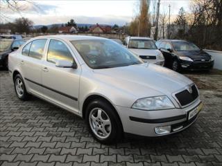 Škoda Octavia 2,0 TDI  TAŽNÉ ZAŘÍZENÍ sedan