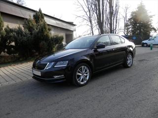 Škoda Octavia 1,8 TSi 132Kw DSG Style, Led, Bezklíčové sedan