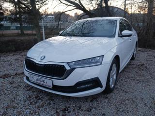 Škoda Octavia 2,0 TDI  IV 1. Maji. pravidelný servis, ČR sedan