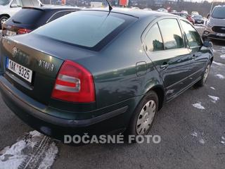 Škoda Octavia 2.0 FSi, ČR sedan