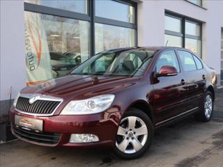 Škoda Octavia 1,6 TDI,77kW,1majČR,Klima sedan