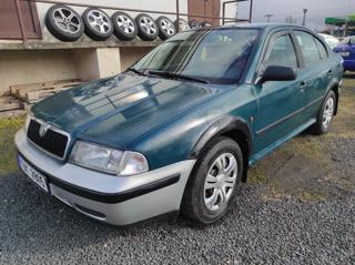 Škoda Octavia 1.6 GLX sedan