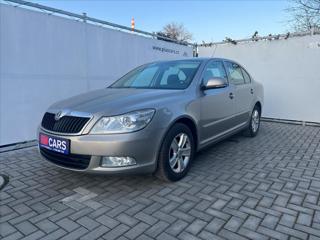 Škoda Octavia 1,6 TDI 77 kW, klima*STK 2/27* sedan