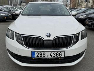 Škoda Octavia 1,6 krásný stav ! sedan