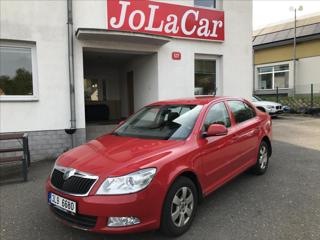 Škoda Octavia 1,6 TDi Combi 77kW sedan