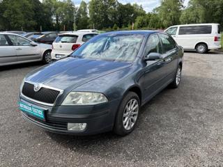 Škoda Octavia 1.6i sedan
