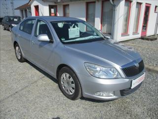 Škoda Octavia 1,4 TSI, digiklima, serviska, sedan