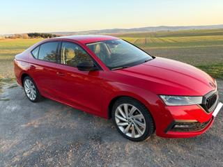 Škoda Octavia 2,0   TDi DSG 110kW DPH HeadUP sedan