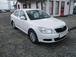 Škoda Octavia 1,4 i, klimatizace, servis, sedan