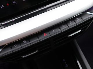 Škoda Octavia 1,4 TSI iV 150 kW DSG Ambition sedan - Foto 23