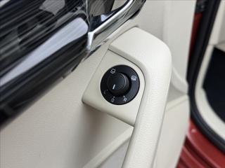 Škoda Octavia 1,4 DSG LED CANTON KŮŽE NAVI sedan - Foto 30