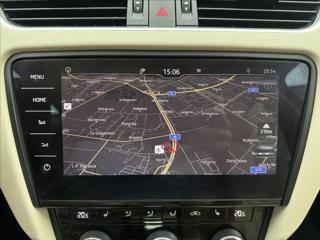 Škoda Octavia 1,4 DSG LED CANTON KŮŽE NAVI sedan - Foto 16