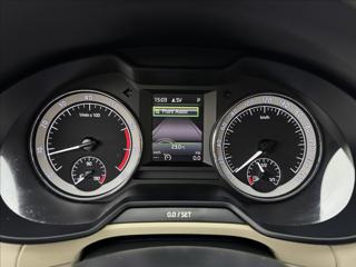Škoda Octavia 1,4 DSG LED CANTON KŮŽE NAVI sedan - Foto 14