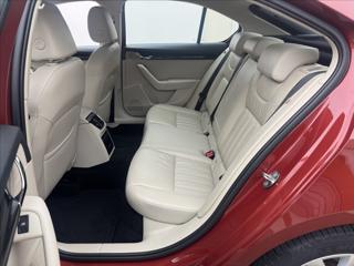 Škoda Octavia 1,4 DSG LED CANTON KŮŽE NAVI sedan - Foto 36