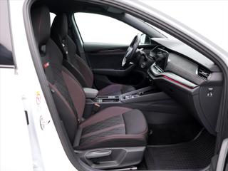 Škoda Octavia 2,0 TDI RS 4x4 Matrix DPH CZ sedan - Foto 12