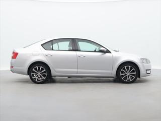Škoda Octavia 1,6 TDI 77 kW Elegance Aut.klima sedan - Foto 8