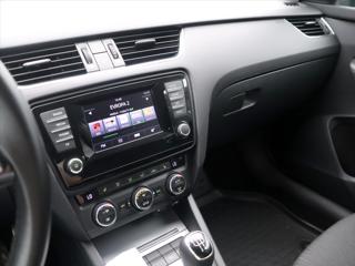 Škoda Octavia 1,6 TDI 77 kW Elegance Aut.klima sedan - Foto 17