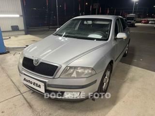 Škoda Octavia 1.9 TDi, Serv.kniha, ČR sedan