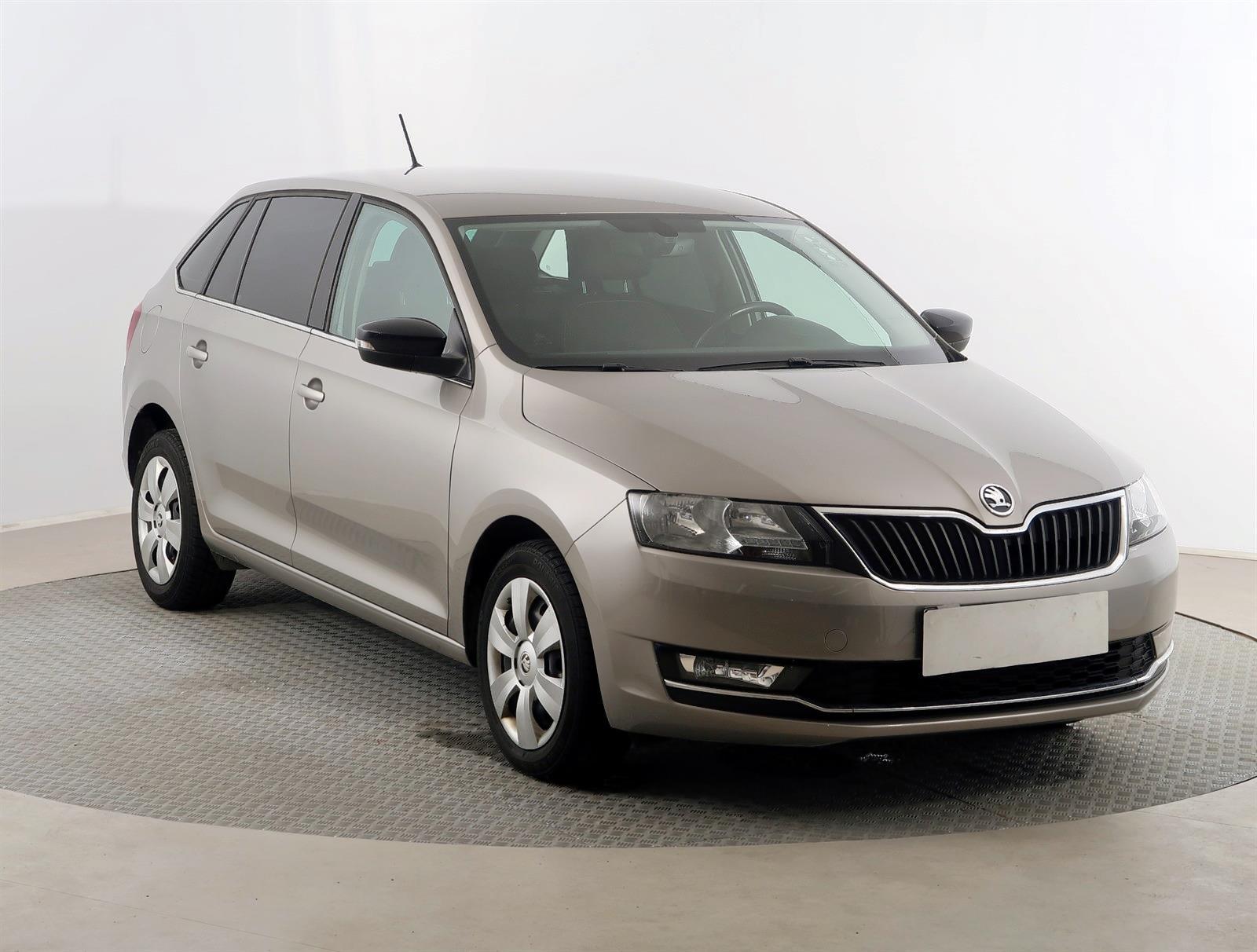 Škoda Rapid 1.0 TSI 70kW hatchback benzin