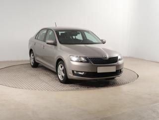 Škoda Rapid 1.0 TSI 70kW hatchback