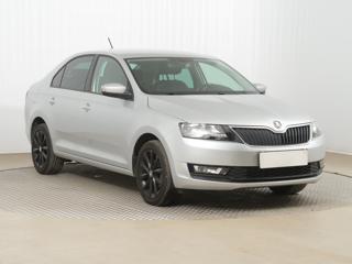 Škoda Rapid 1.0 TSI 70kW hatchback