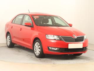 Škoda Rapid 1.0 TSI 70kW hatchback