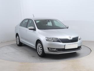 Škoda Rapid 1.0 TSI 70kW hatchback