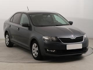 Škoda Rapid 1.0 TSI 70kW hatchback