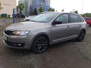 Škoda Rapid 1.2 TSI Panorama hatchback
