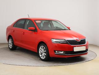 Škoda Rapid 1.0 TSI 70kW hatchback
