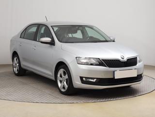 Škoda Rapid 1.0 TSI 70kW hatchback