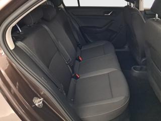 Škoda Rapid 1.2 TSI 66kW hatchback - Foto 13