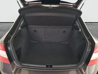 Škoda Rapid 1.2 TSI 66kW hatchback - Foto 17