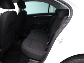 Škoda Rapid 1.0 TSI 81kW CZ Style Xenon liftback - Foto 14